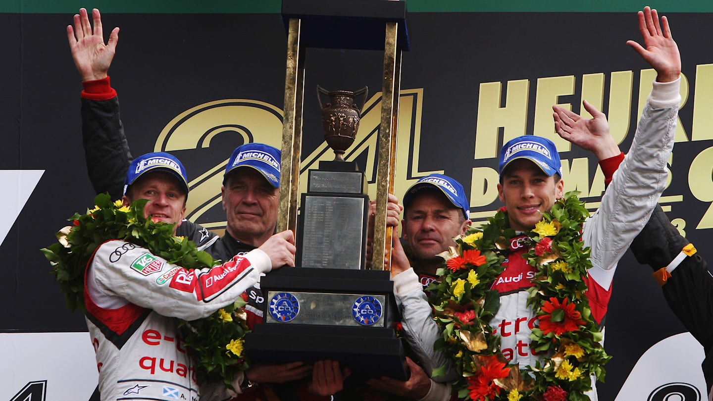 mcnish-lights-to-flag-8.png