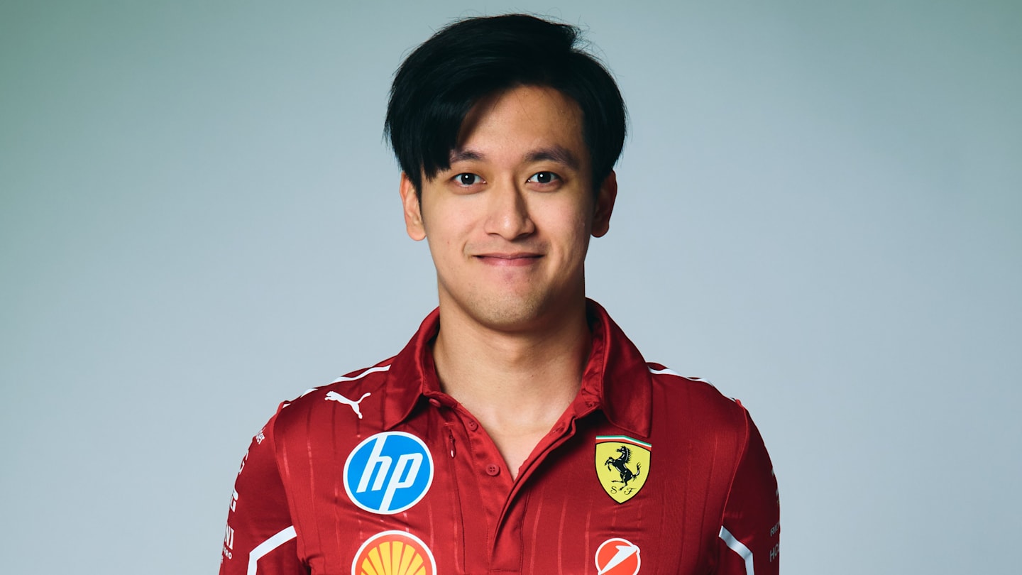 Zhou Guanyu, Ferrari