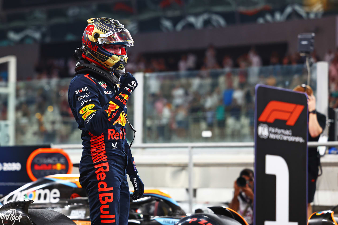 ABU DHABI, UNITED ARAB EMIRATES - NOVEMBER 25: Pole position qualifier Max Verstappen of the Netherlands and Oracle Red Bull Racing celebrates in parc ferme during qualifying ahead of the F1 Grand Prix of Abu Dhabi at Yas Marina Circuit on November 25, 2023 in Abu Dhabi, United Arab Emirates. (Photo by Mark Thompson/Getty Images)