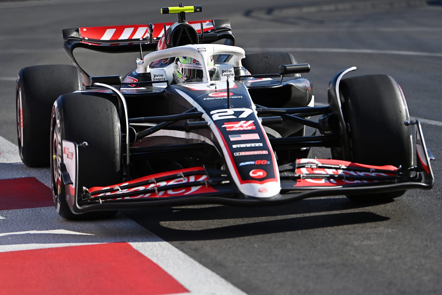 BAKU, AZERBAIJAN - SEPTEMBER 15: Nico Hulkenberg of Germany driving the (27) Haas F1 VF-24 Ferrari