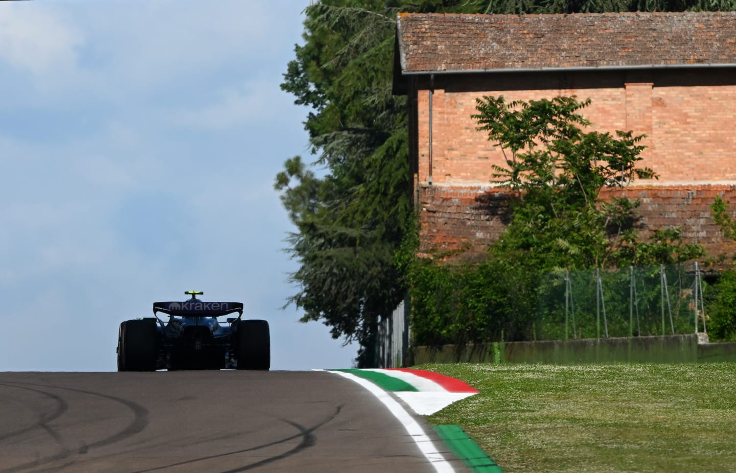 IMOLA, ITALY - MAY 17: Logan Sargeant of United States driving the (2) Williams FW46 Mercedes on track during practice ahead of the F1 Grand Prix of Emilia-Romagna at Autodromo Enzo e Dino Ferrari Circuit on May 17, 2024 in Imola, Italy. (Photo by Rudy Carezzevoli/Getty Images)