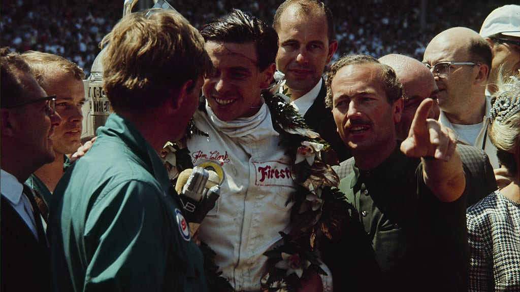 UNITED STATES - JUNE 01:  49th Indianapolis 500 - 1965. Jim Clark(middle) with designer, engineer