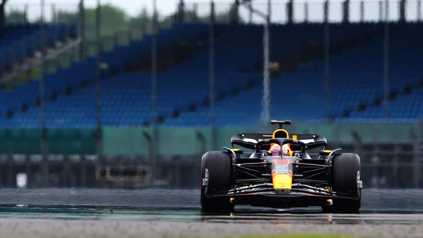 NORTHAMPTON, ENGLAND - JULY 11: Daniel Ricciardo of Australia driving the (3) Oracle Red Bull Racing RB19 on track during Formula 1 testing at Silverstone Circuit on July 11, 2023 in Northampton, England. (Photo by Mark Thompson/Getty Images)