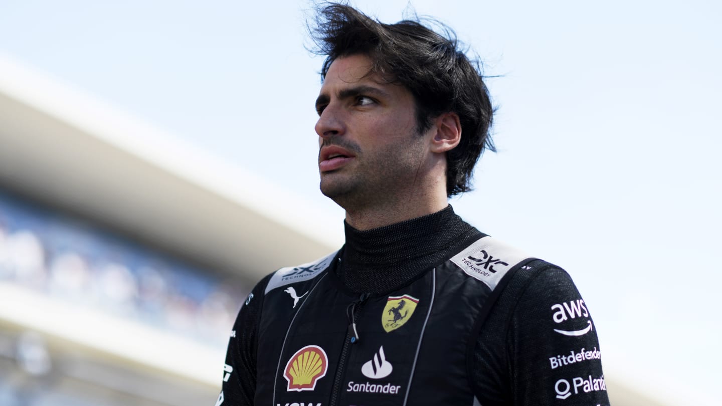 AUSTIN, TEXAS - OCTOBER 22: Carlos Sainz of Spain and Ferrari prepares to drive on the grid prior