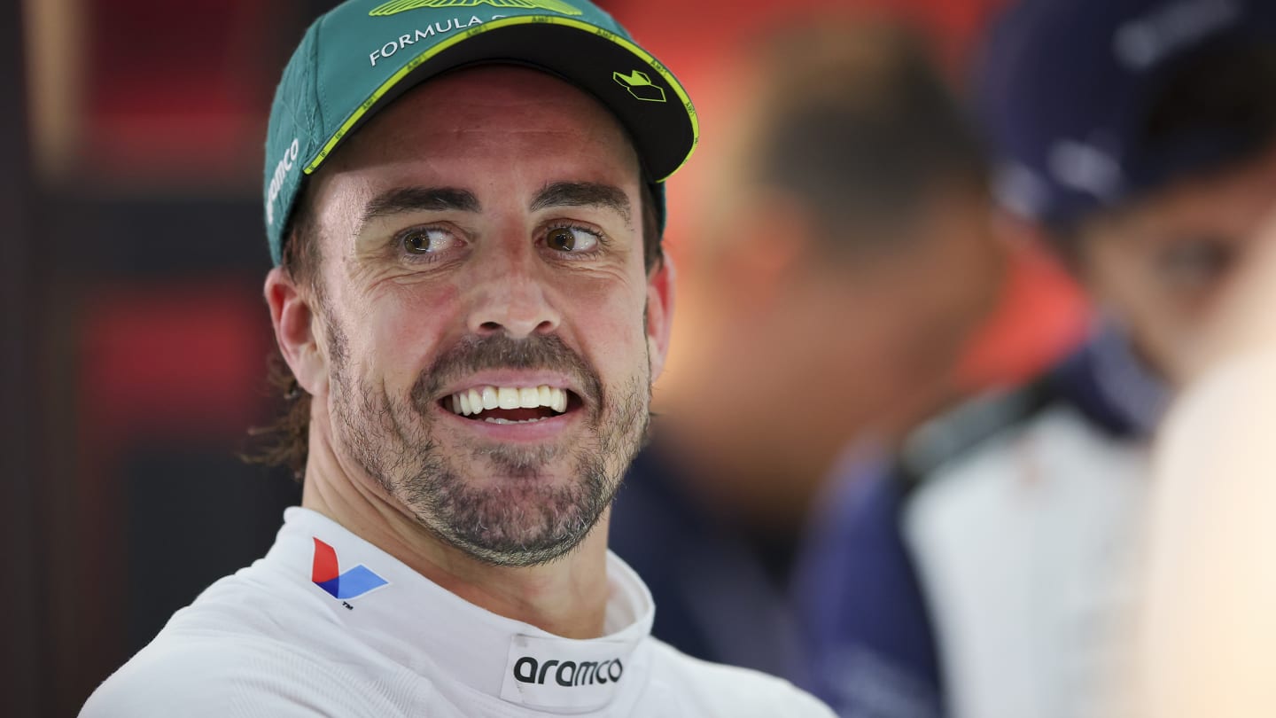 Fernando Alonso on his new ‘lifetime’ Aston Martin deal, talks with ...