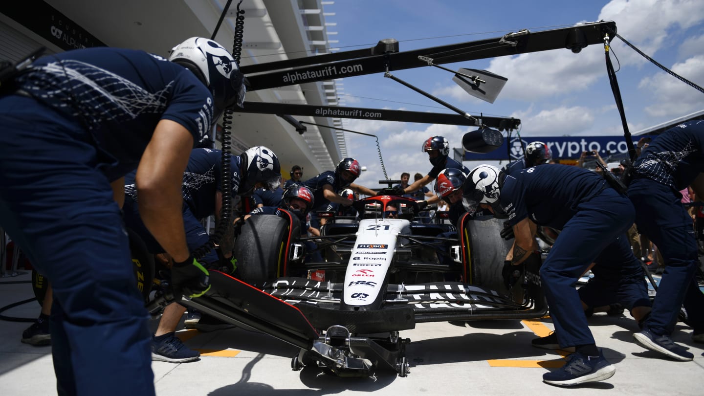 MIAMI, FLORIDA - MAY 06: A detail view as the Mercedes team work with wheel guns in the Pitlane
