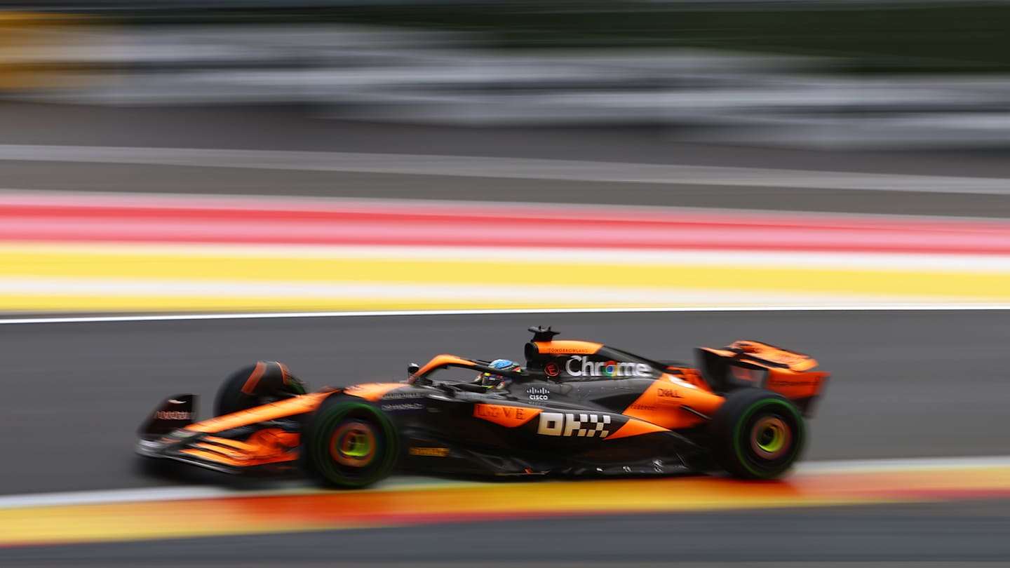 SPA, BELGIUM - JULY 27: Oscar Piastri of Australia driving the (81) McLaren MCL38 Mercedes on track during qualifying ahead of the F1 Grand Prix of Belgium at Circuit de Spa-Francorchamps on July 27, 2024 in Spa, Belgium. (Photo by Dean Mouhtaropoulos/Getty Images)