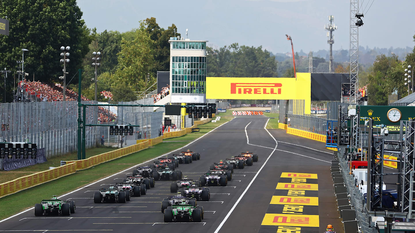 MONZA, ITALY - SEPTEMBER 01: A rear view of the start during the F1 Grand Prix of Italy at