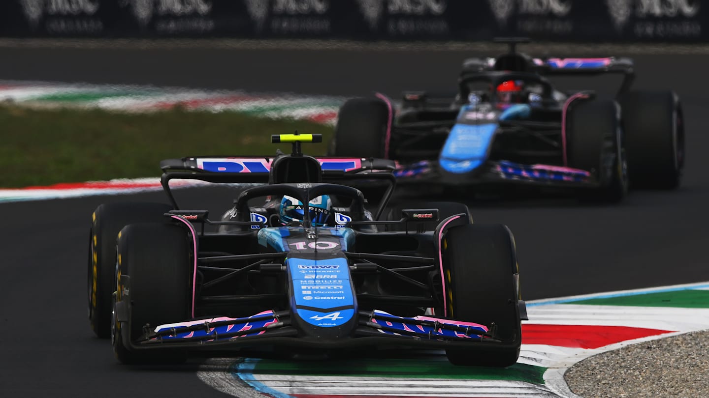 MONZA, ITALY - SEPTEMBER 01: Pierre Gasly of France driving the (10) Alpine F1 A524 Renault leads