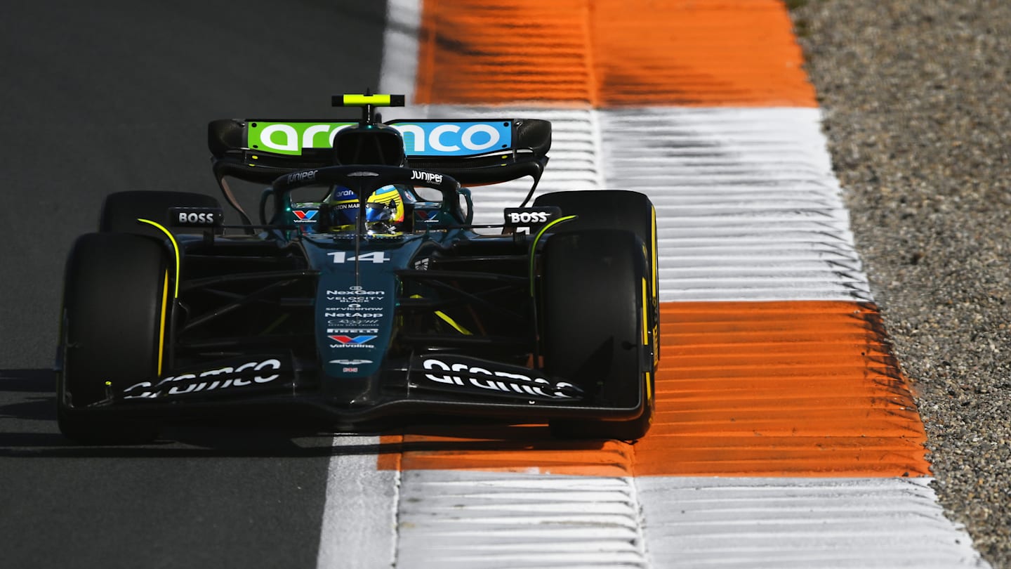 ZANDVOORT, NETHERLANDS - AUGUST 23: Fernando Alonso of Spain driving the (14) Aston Martin AMR24