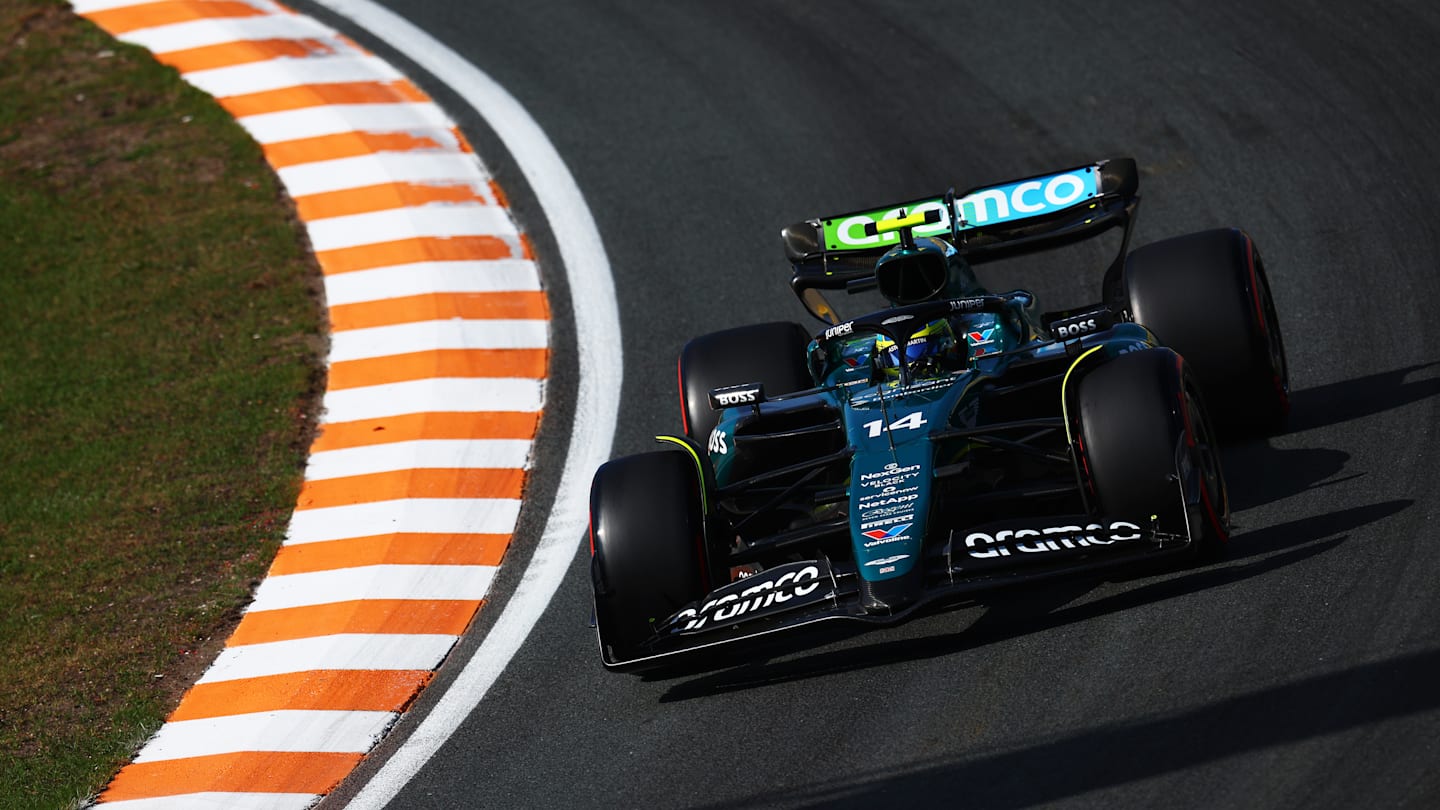 ZANDVOORT, NETHERLANDS - AUGUST 23: Fernando Alonso of Spain driving the (14) Aston Martin AMR24