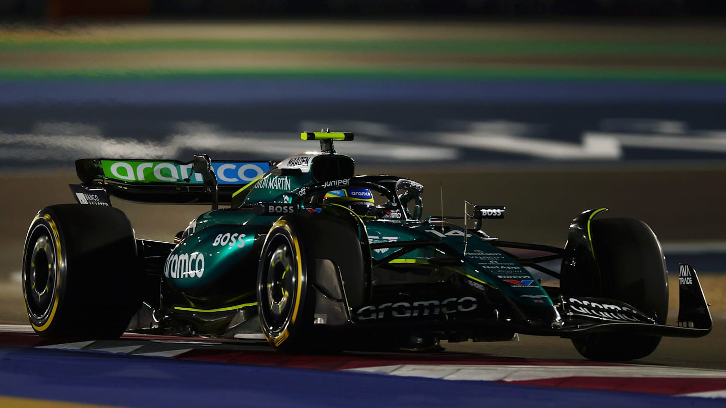 LUSAIL CITY, QATAR - NOVEMBER 29: Fernando Alonso of Spain driving the (14) Aston Martin AMR24