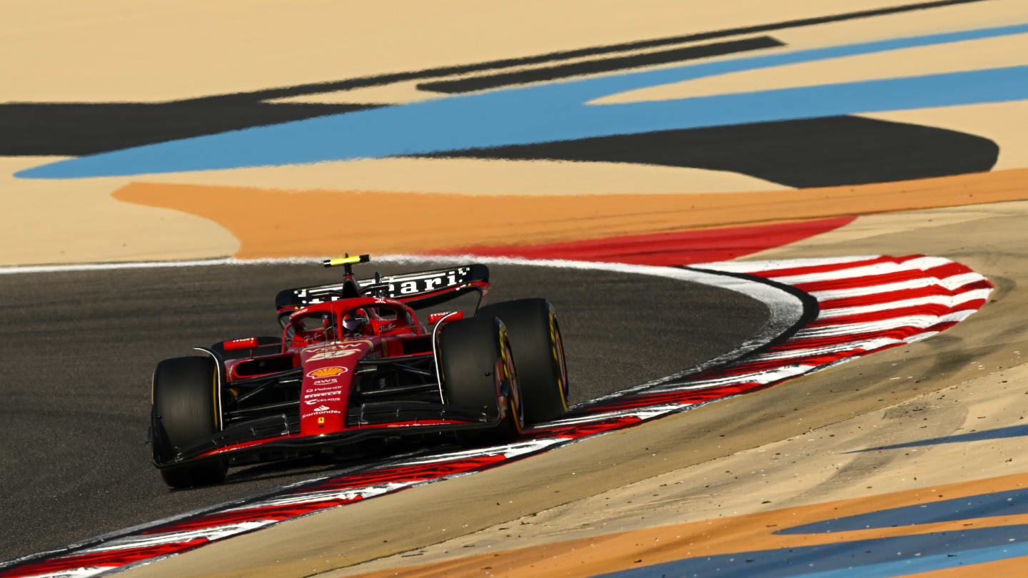 BAHRAIN, BAHRAIN - FEBRUARY 22: Carlos Sainz of Spain driving (55) the Ferrari SF-24 on track