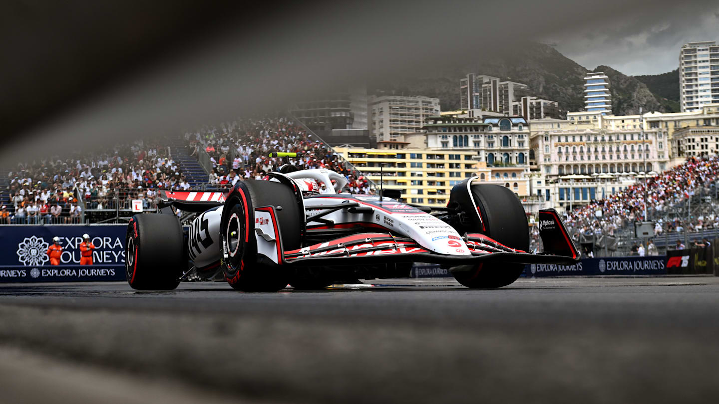 MONTE-CARLO, MONACO - MAY 23: Oliver Bearman of Great Britain driving the (87) Haas F1 VF-25