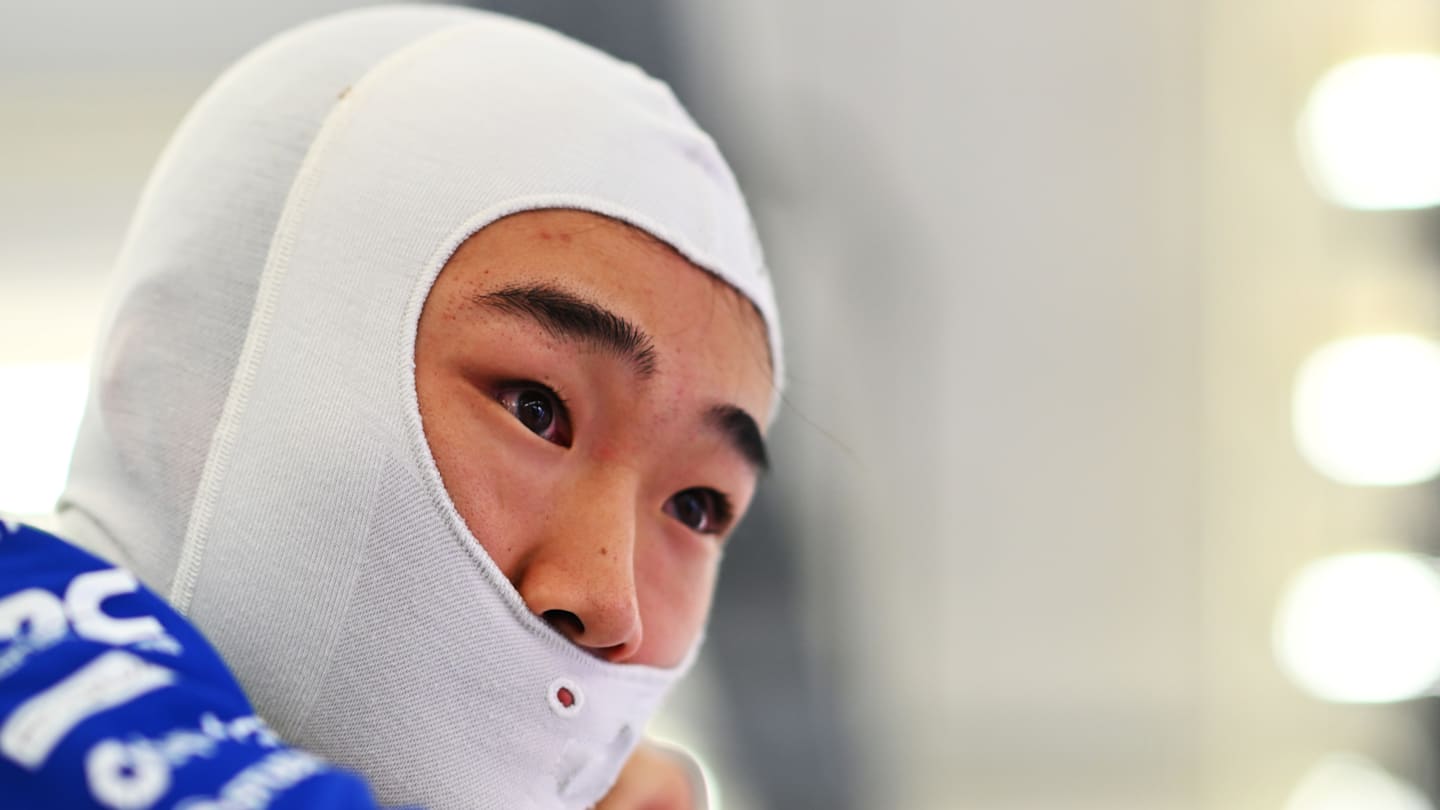 BAHRAIN, BAHRAIN - FEBRUARY 27: Yuki Tsunoda of Japan driving the (22) Visa Cash App Racing Bulls