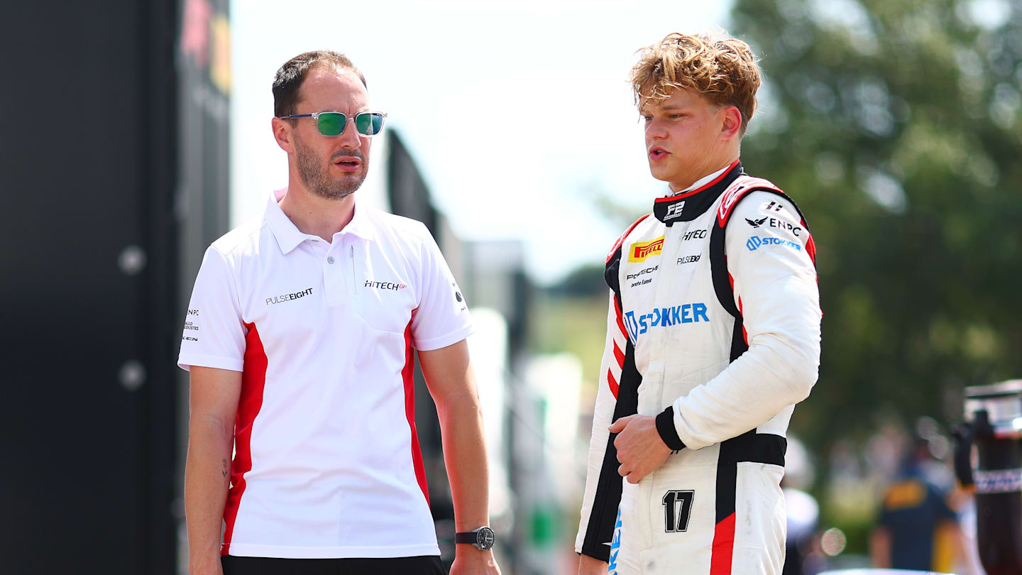 Alpine announce Oliver Oakes as new Team Principal following departure of  Bruno Famin | Formula 1®