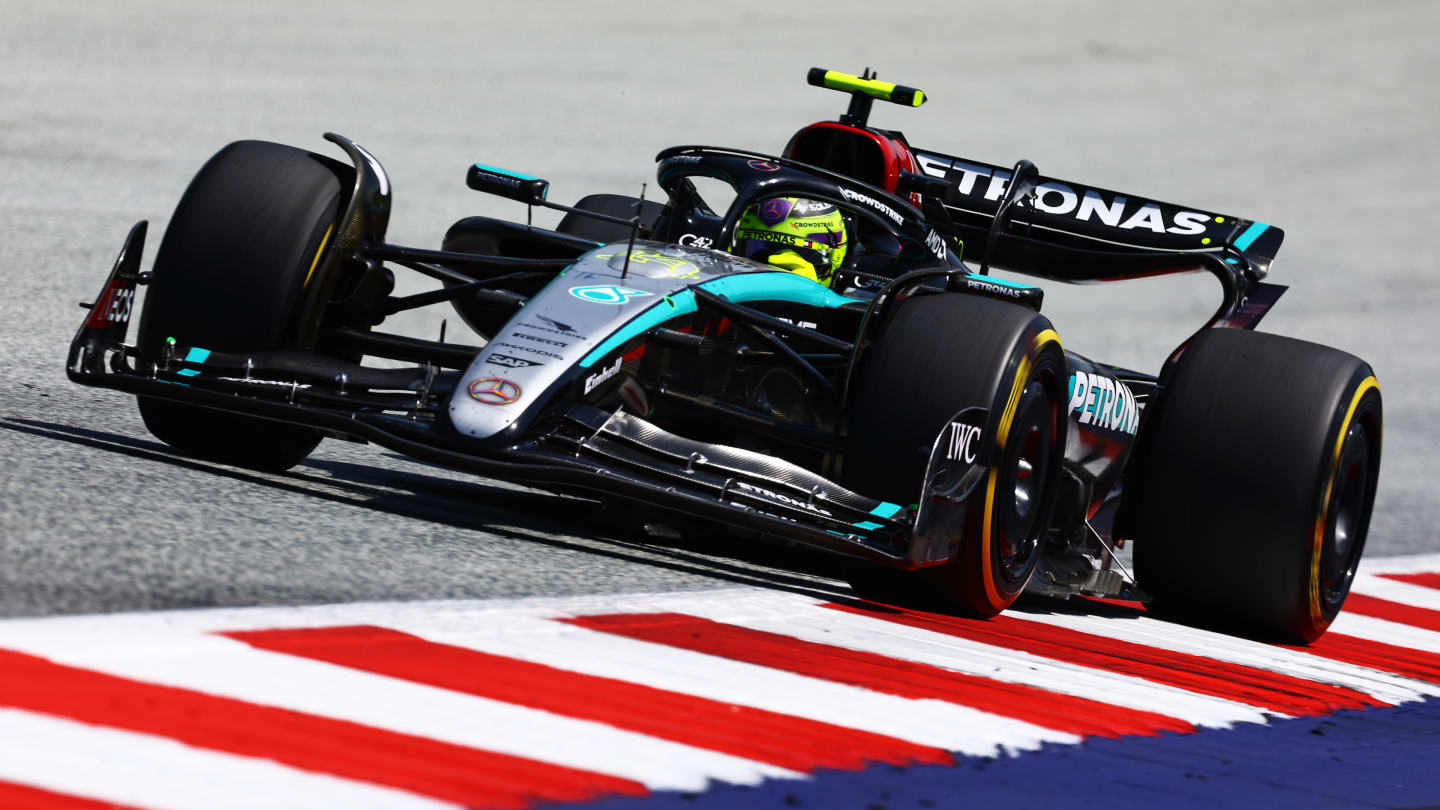 SPIELBERG, AUSTRIA - JUNE 29: Lewis Hamilton of Great Britain driving the (44) Mercedes AMG Petronas F1 Team W15 on track during the Sprint ahead of the F1 Grand Prix of Austria at Red Bull Ring on June 29, 2024 in Spielberg, Austria. (Photo by Mark Thompson/Getty Images)