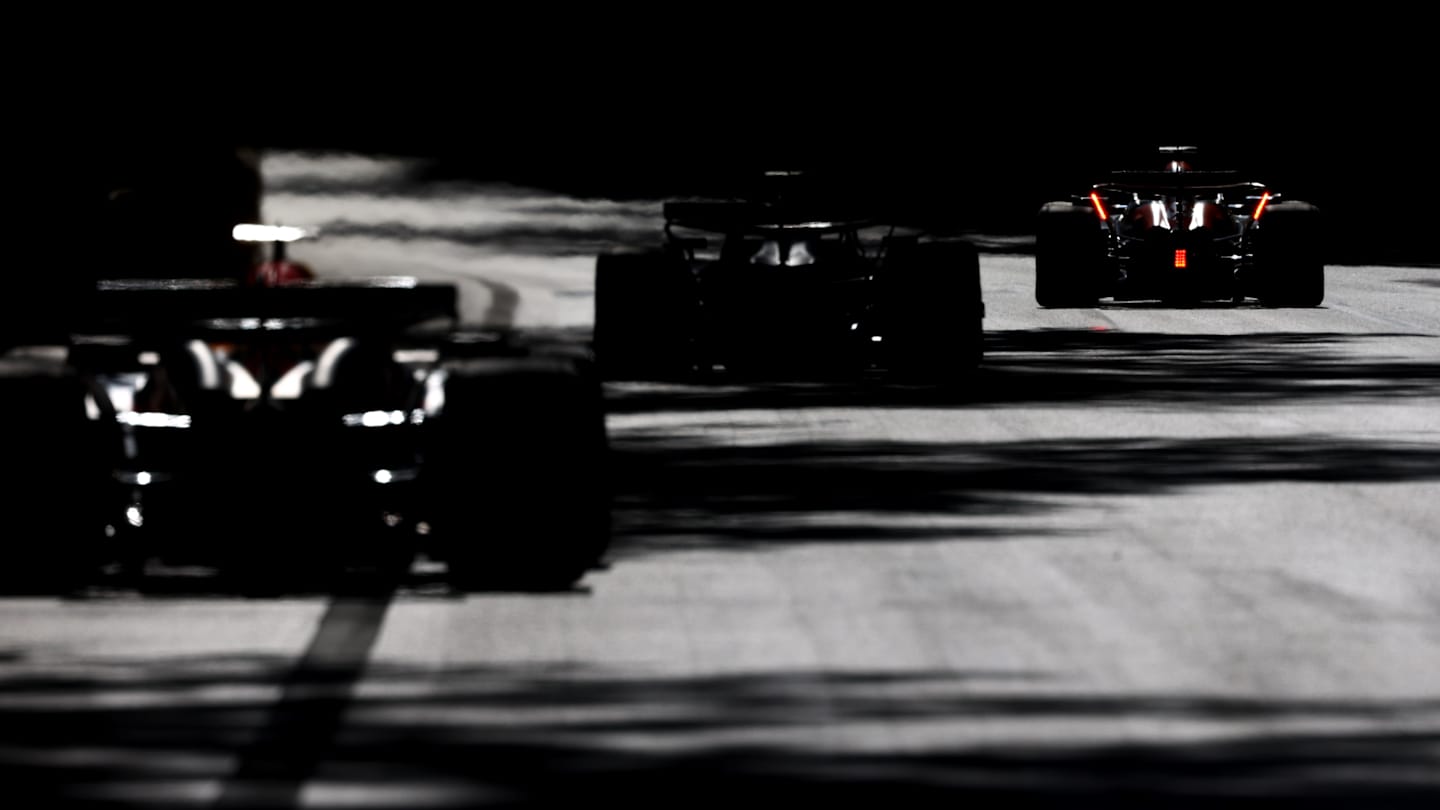 BAKU, AZERBAIJAN - SEPTEMBER 15: Oscar Piastri of Australia driving the (81) McLaren MCL38 Mercedes