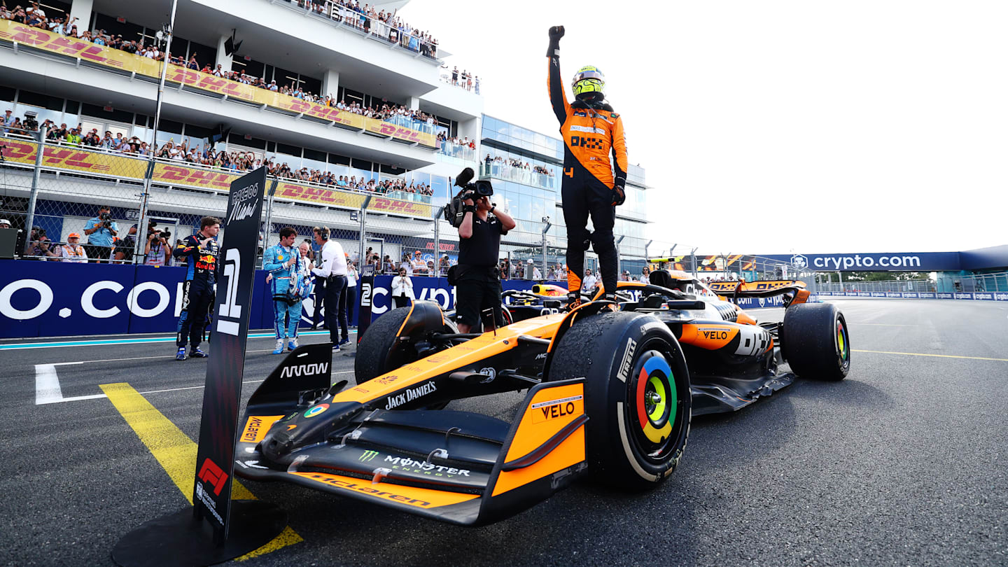 MIAMI, FLORIDA - MAY 05: Race winner Lando Norris of Great Britain and McLaren celebrates in parc