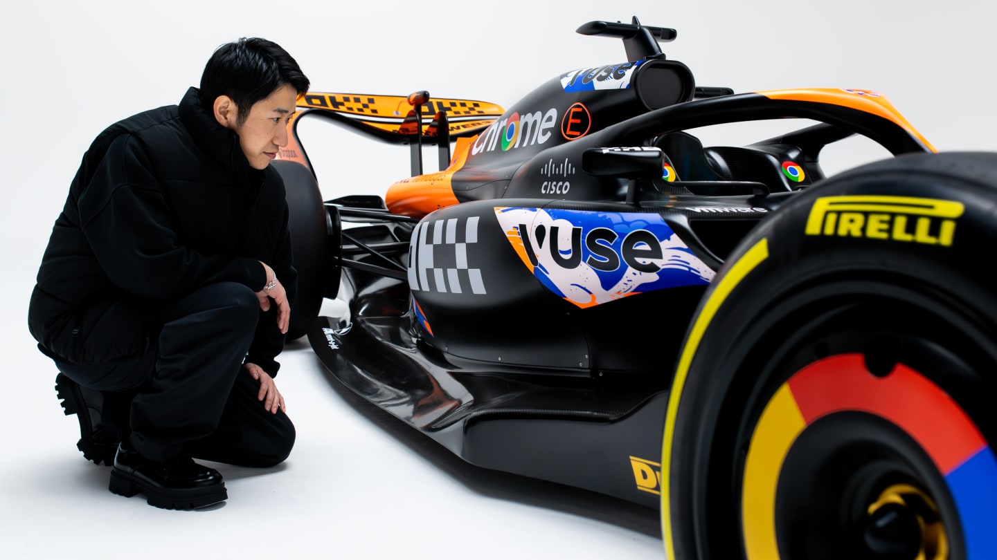 Livery artist MILTZ assesses his special design, which will adorn both McLaren cars across the Japanese Grand Prix weekend