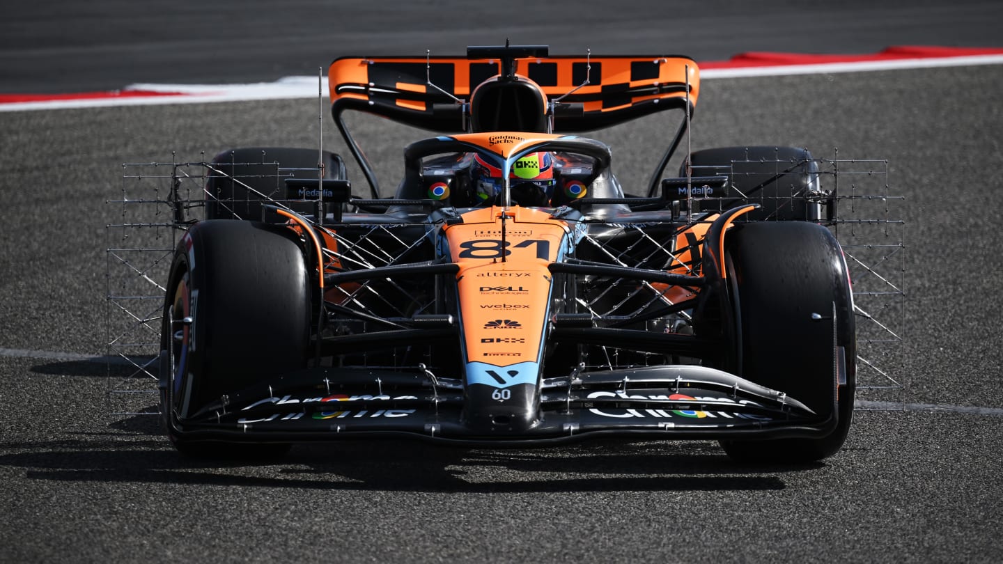 BAHRAIN, BAHRAIN - FEBRUARY 23: Oscar Piastri of Australia driving the (81) McLaren MCL60 Mercedes