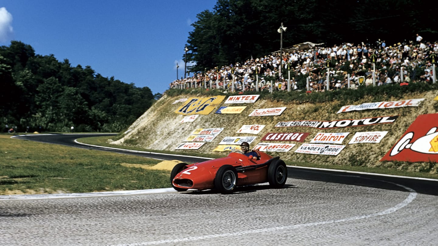 Juan Manuel Fangio, Maserati 250F, Grand Prix of France, Rouen-Les-Essarts, 07 July 1957. (Photo by