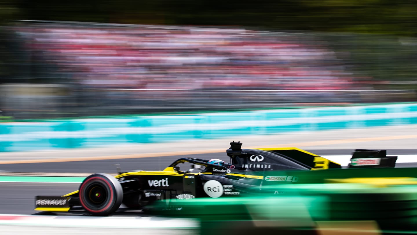 MONZA, ITALY - SEPTEMBER 08: Daniel Ricciardo of Australia driving the (3) Renault Sport Formula