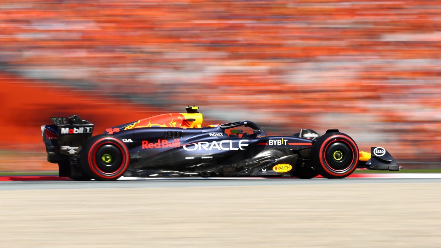 SPIELBERG, AUSTRIA - JUNE 29: Sergio Perez of Mexico driving the (11) Oracle Red Bull Racing RB20 on track during qualifying ahead of the F1 Grand Prix of Austria at Red Bull Ring on June 29, 2024 in Spielberg, Austria. (Photo by Clive Rose/Getty Images)