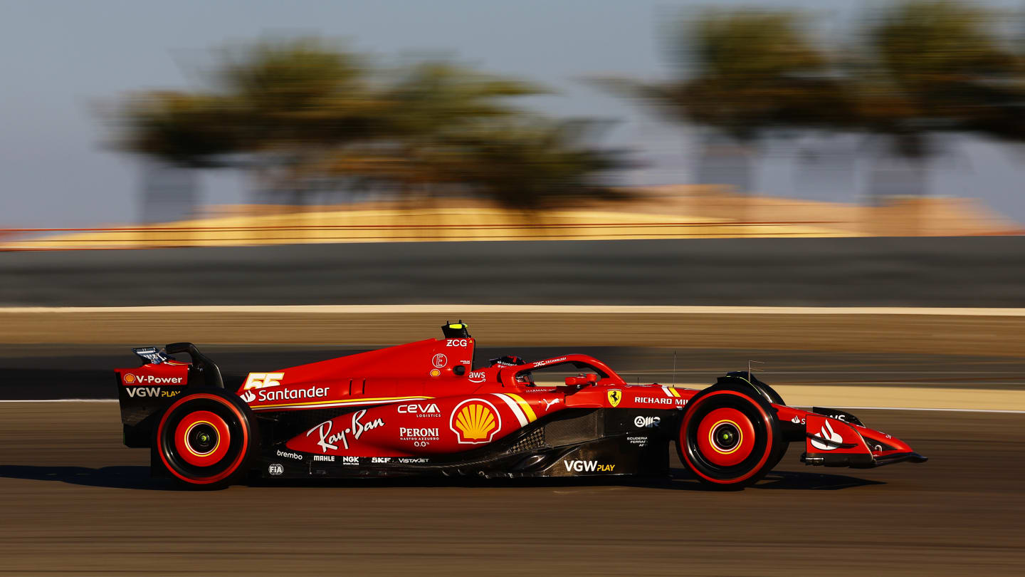 BAHRAIN, BAHRAIN - MARCH 01: Carlos Sainz of Spain driving (55) the Ferrari SF-24 on track during