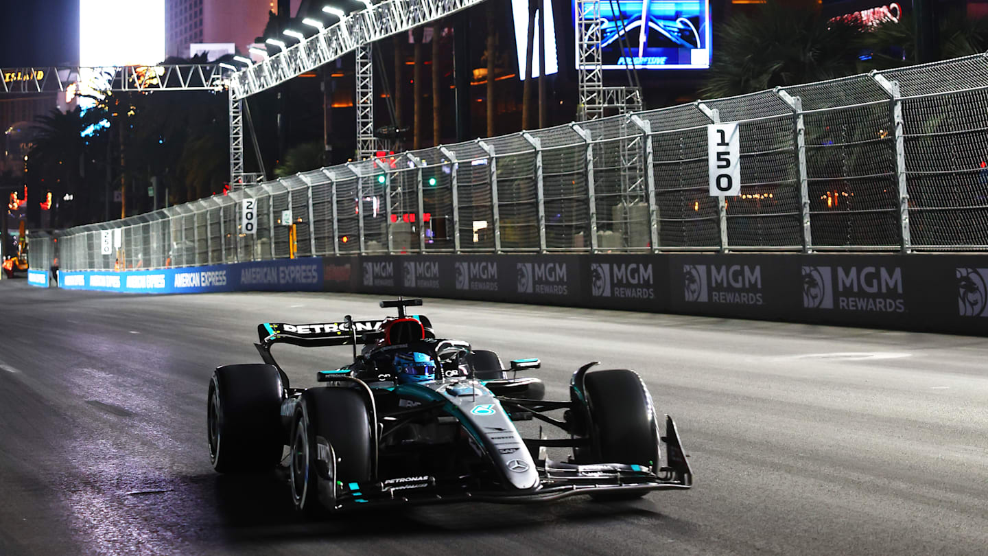 LAS VEGAS, NEVADA - NOVEMBER 22: George Russell of Great Britain driving the (63) Mercedes AMG
