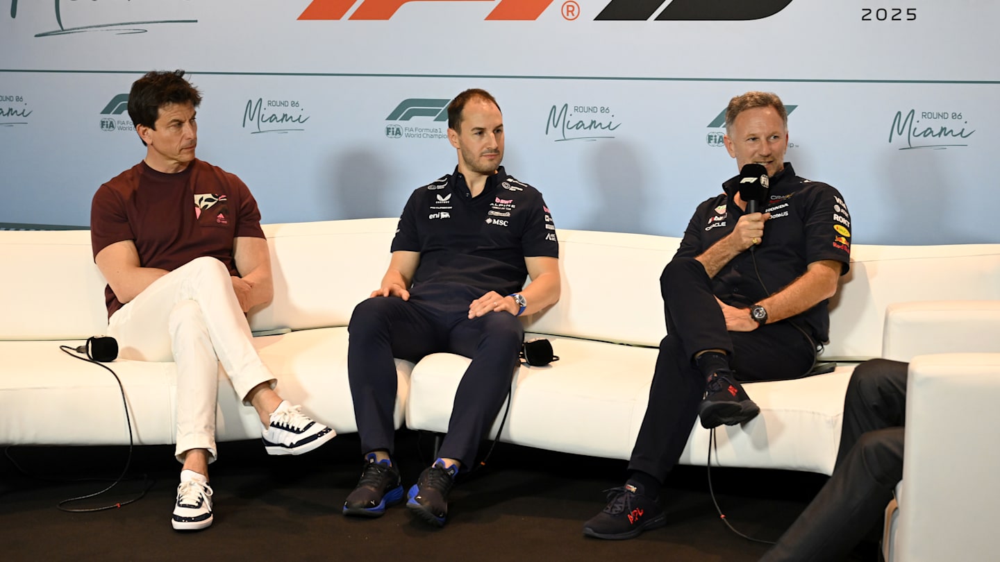 MIAMI, FLORIDA - MAY 02: Toto Wolff, Executive Director of Mercedes AMG Petronas F1 Team Oliver