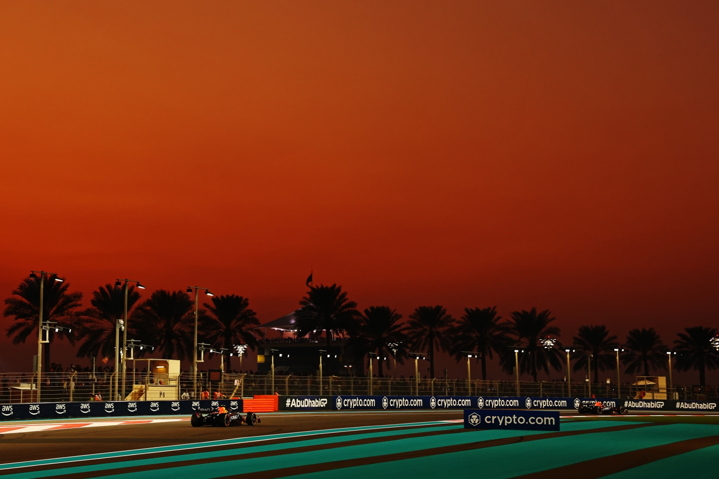 ABU DHABI, UNITED ARAB EMIRATES - NOVEMBER 24: Sergio Perez of Mexico driving the (11) Oracle Red