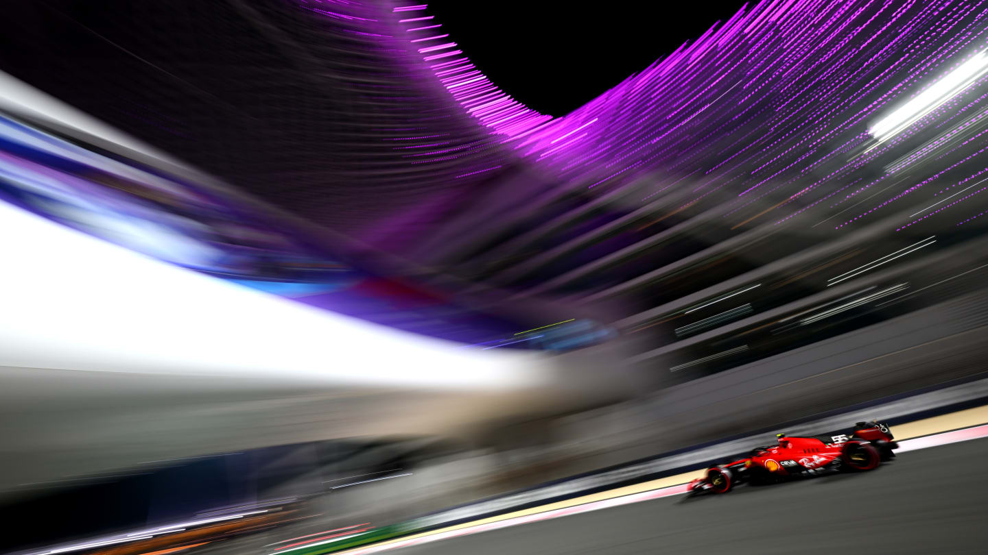 ABU DHABI, UNITED ARAB EMIRATES - NOVEMBER 25: Carlos Sainz of Spain driving (55) the Ferrari SF-23