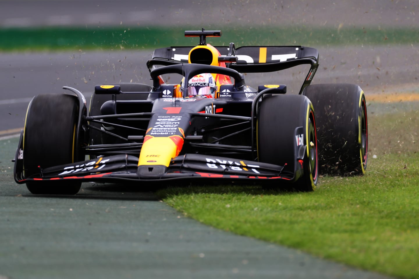 MELBOURNE, AUSTRALIA - MARCH 31: Max Verstappen of the Netherlands driving the (1) Oracle Red Bull Racing RB19 runs wide during practice ahead of the F1 Grand Prix of Australia at Albert Park Grand Prix Circuit on March 31, 2023 in Melbourne, Australia. (Photo by Peter Fox/Getty Images)