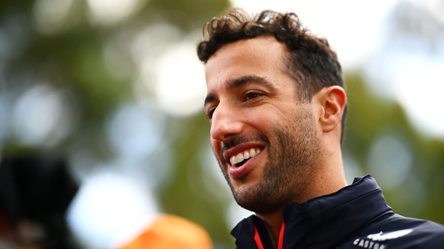 MELBOURNE, AUSTRALIA - MARCH 30: Daniel Ricciardo of Australia and Oracle Red Bull Racing greets