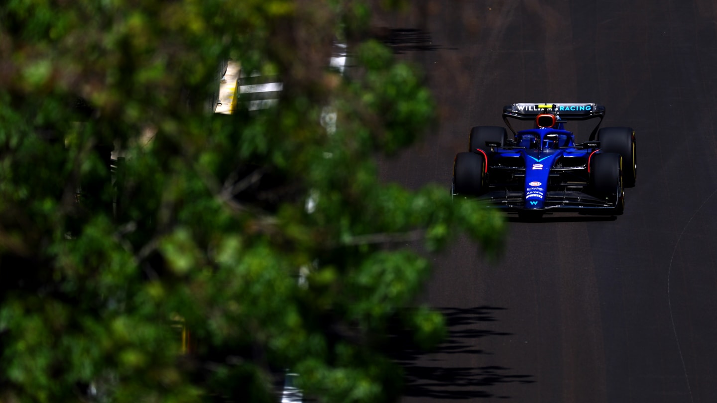 BAKU, AZERBAIJAN - APRIL 29: Logan Sargeant of United States driving the (2) Williams FW45 Mercedes