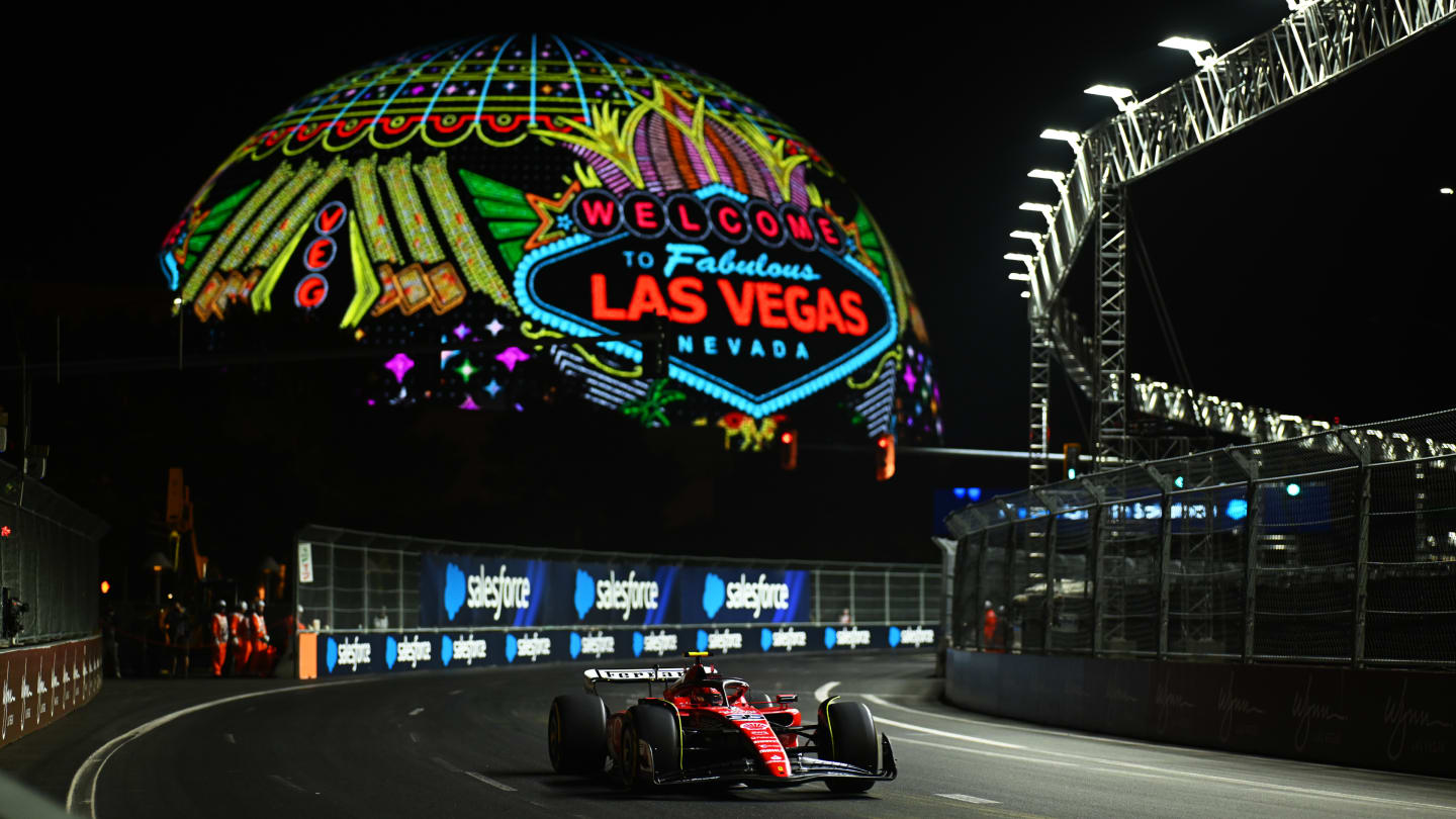 LAS VEGAS, NEVADA - NOVEMBER 17: Carlos Sainz of Spain driving (55) the Ferrari SF-23 on track