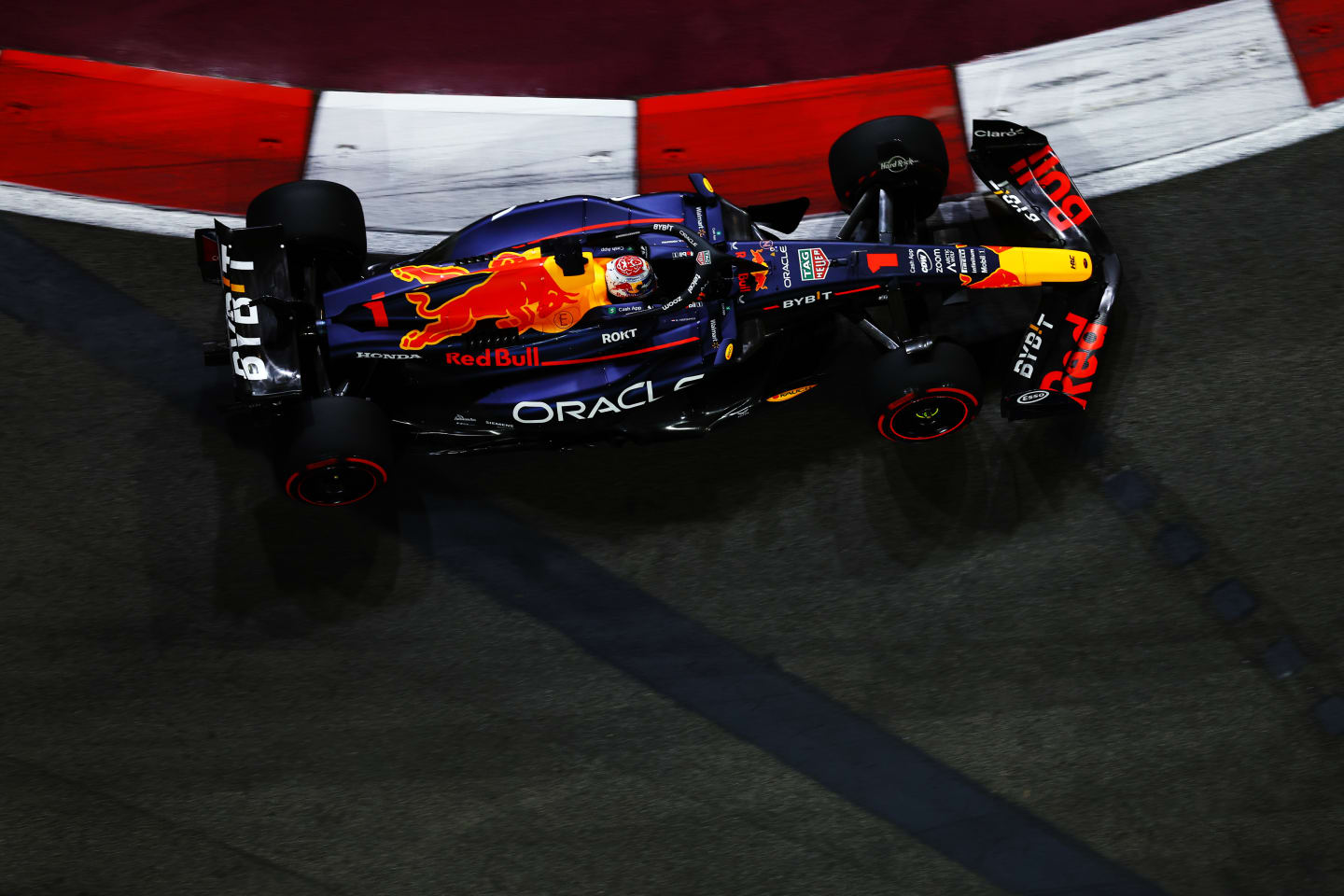 SINGAPORE, SINGAPORE - SEPTEMBER 15: Max Verstappen of the Netherlands driving the (1) Oracle Red
