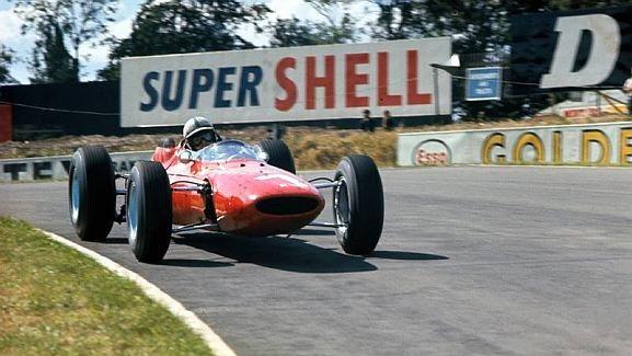John Surtees (GBR) Ferrari 158 3rd place. British Grand Prix, Brands Hatch, England, 11 July 1964.