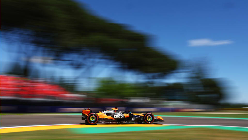 McLaren lidera com sobras e Ferrari sofre com freios: o que os treinos livres indicam para Imola