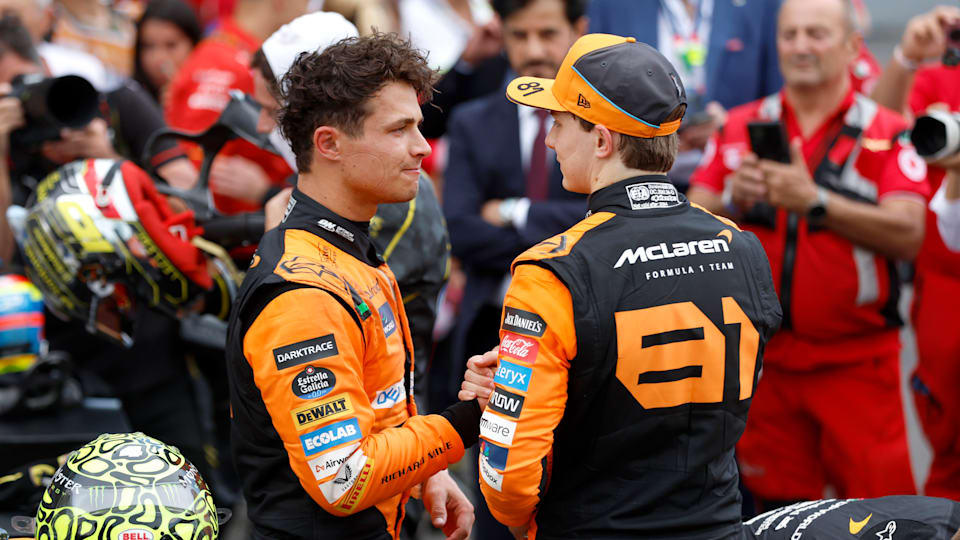 Lando Norris dan Oscar Piastri sempat terlibat insiden di lap pertama
