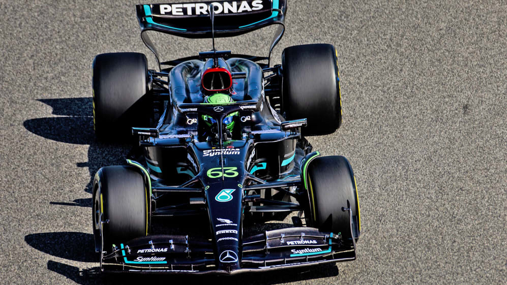 F1: Mercedes vai continuar a evoluir W14