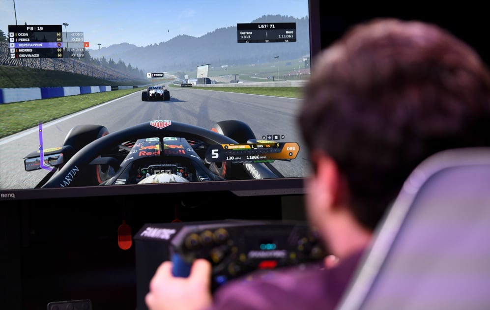 Which Simracing Game has the Best F1 Content?