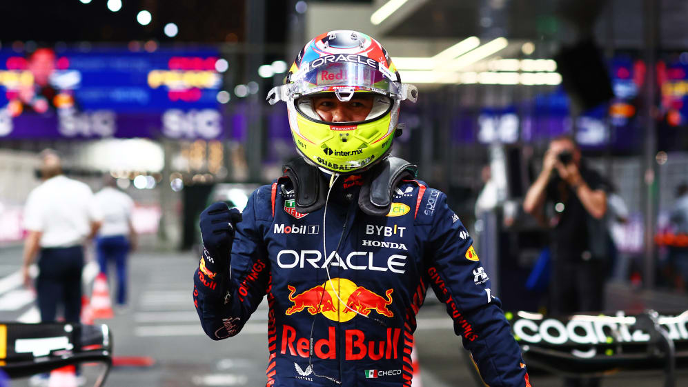 JEDDAH, ARABIA SAUDITA - 18 DE MARZO: El calificador de la pole position Sergio Pérez de México y Oracle Red Bull