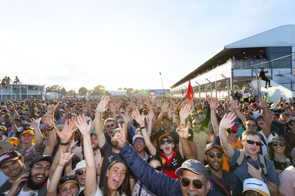 MELBOURNE, VICTORIA, AUSTRALIA - 2022/04/10: The crowd on the main straight after the 2022