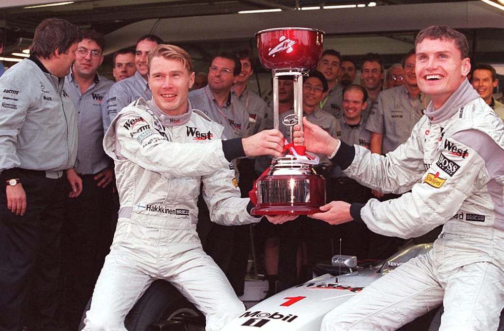 SUZUKA, JAPAN - NOVEMBER 01:  GP von JAPAN 1998, Suzuka; Weltmeister Mika HAKKINEN, David