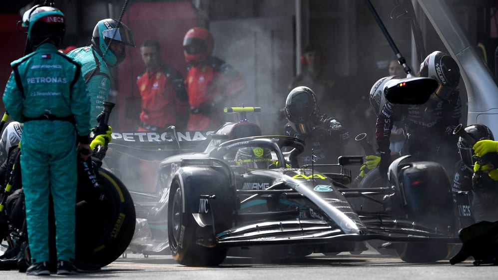 Lewis Hamilton – Pit Stop Shop