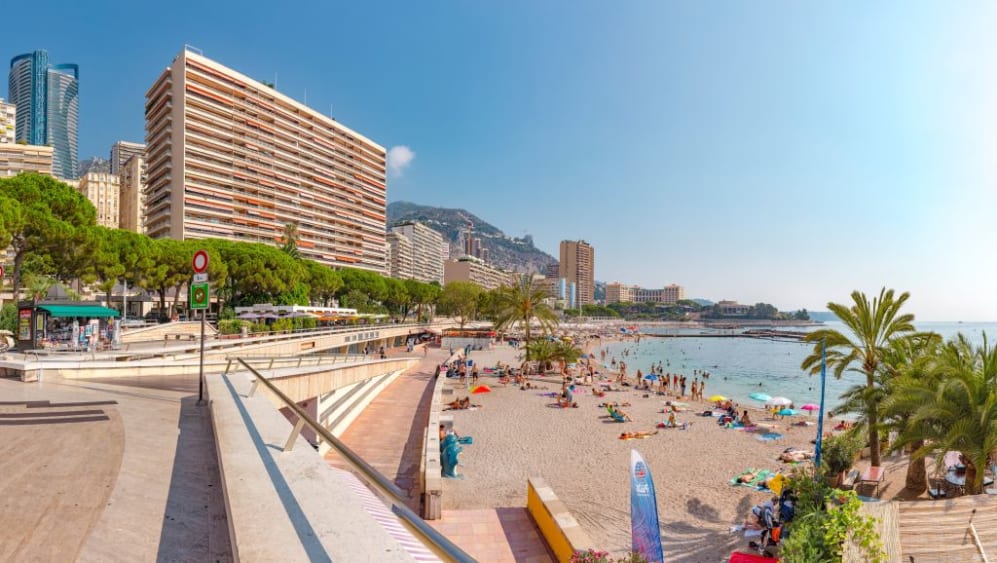 Plage du Larvotto beach, Monaco, Monte Carlo, France (Photo by: Prisma by Dukas/Universal Images