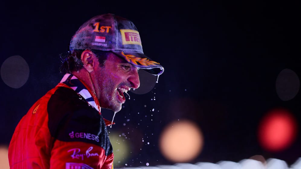 Carlos Sainz larga na frente no GP de Singapura - Notícias