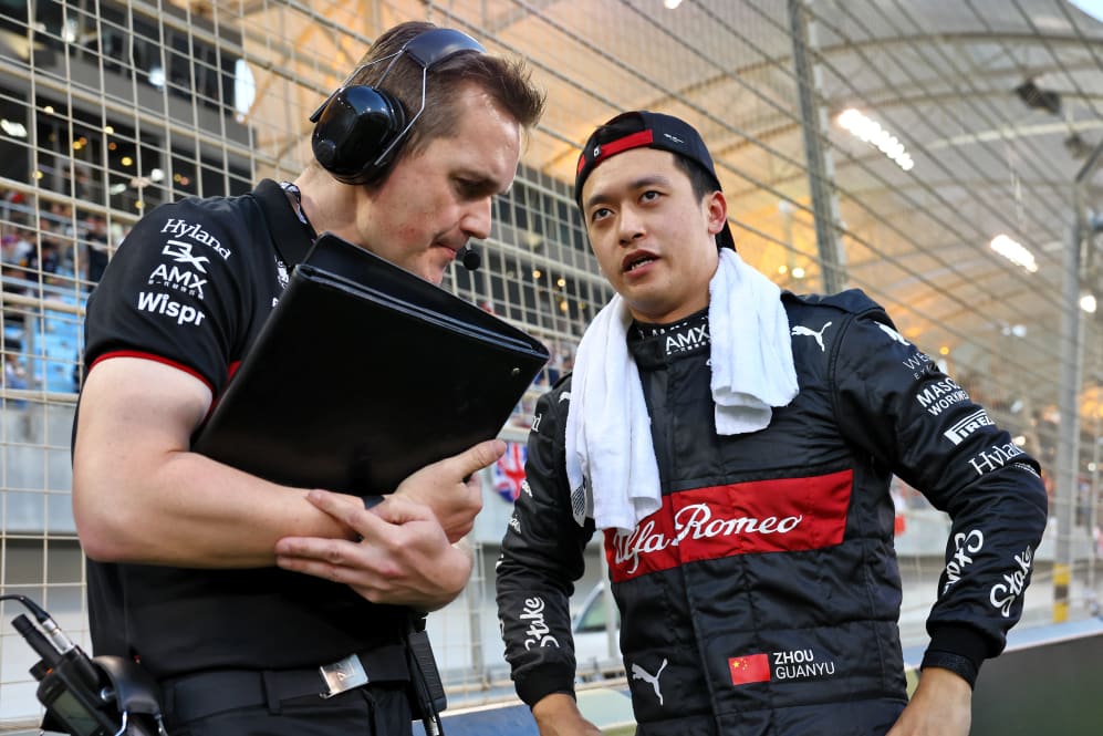 Zhou Guanyu (CHN) Alfa Romeo F1 Team with Jorn Becker, Alfa Romeo F1 Team Race Engineer on the